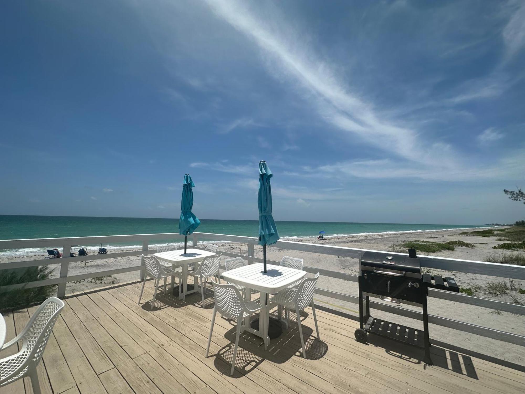 Pearl Beach Inn Englewood Buitenkant foto