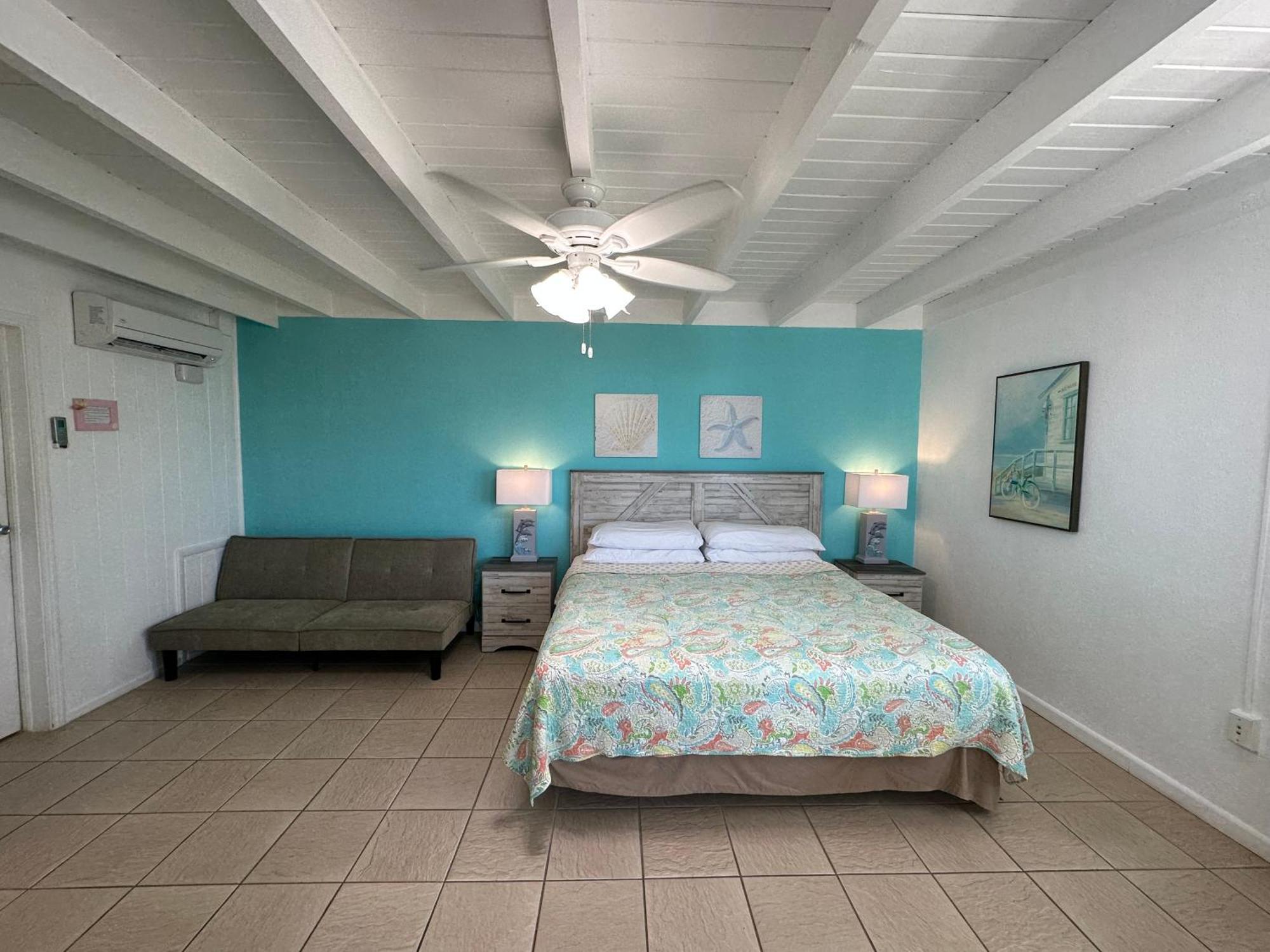 Pearl Beach Inn Englewood Buitenkant foto