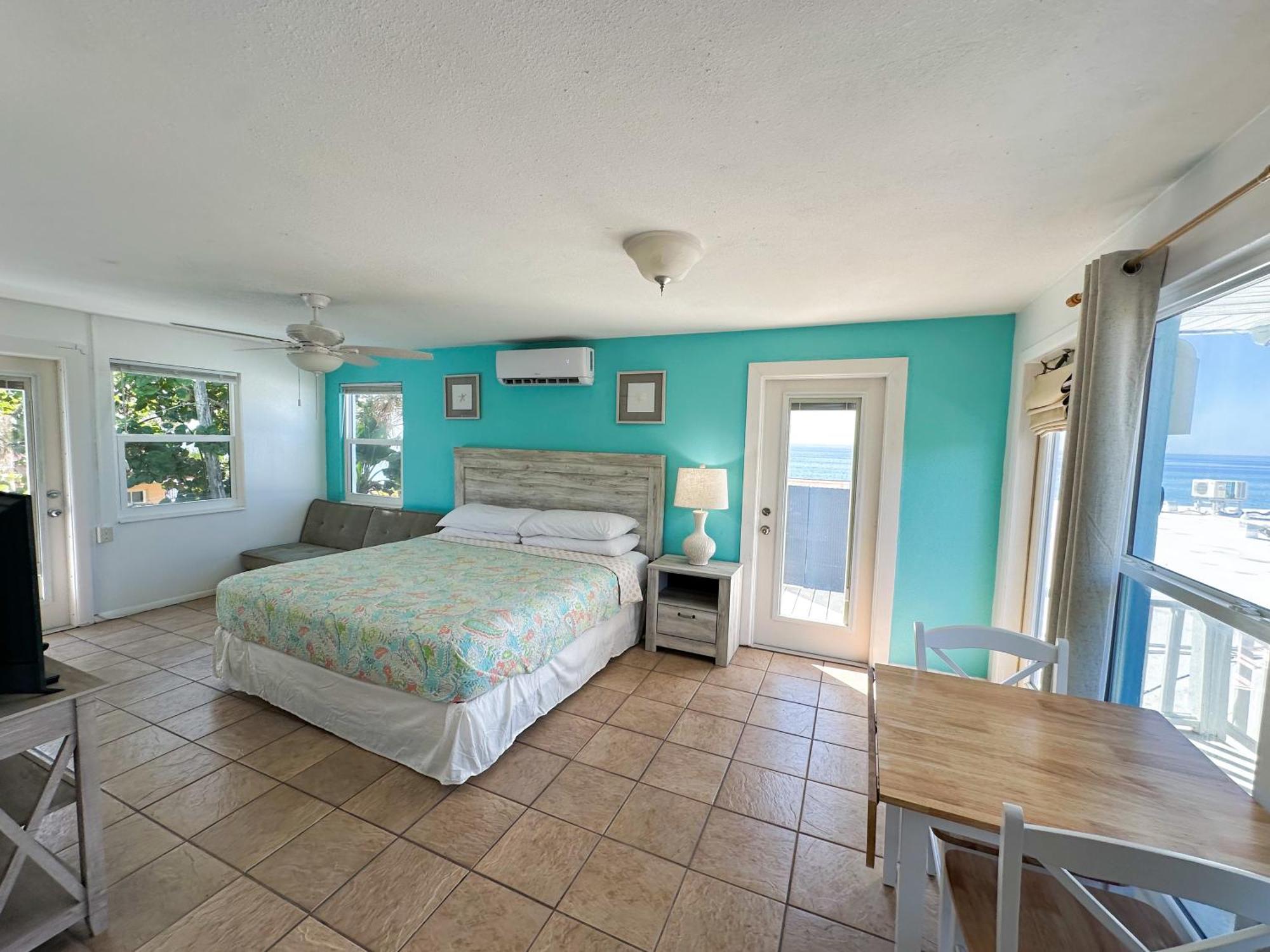 Pearl Beach Inn Englewood Buitenkant foto